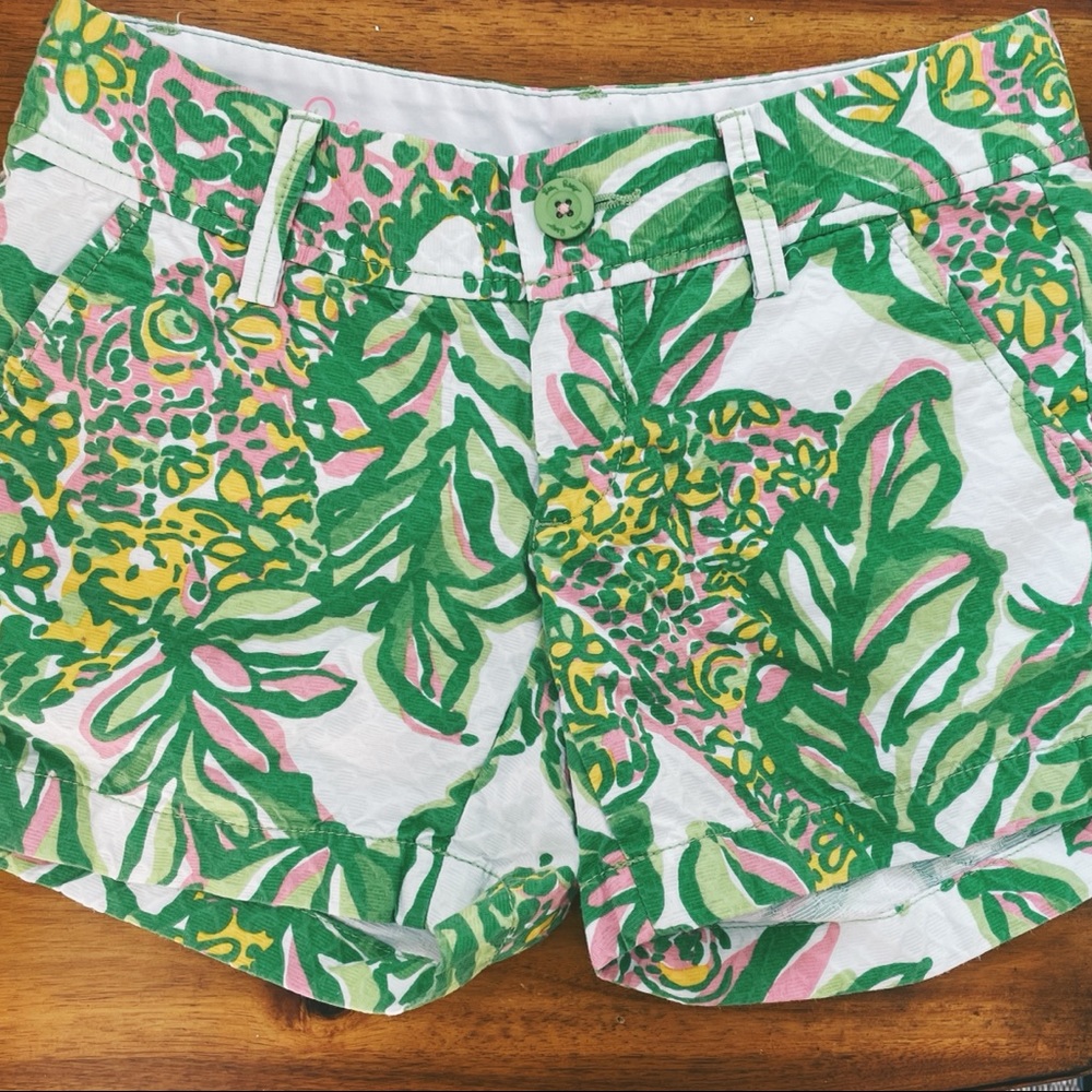 Lilly Pulitzer Callahan green floral shorts